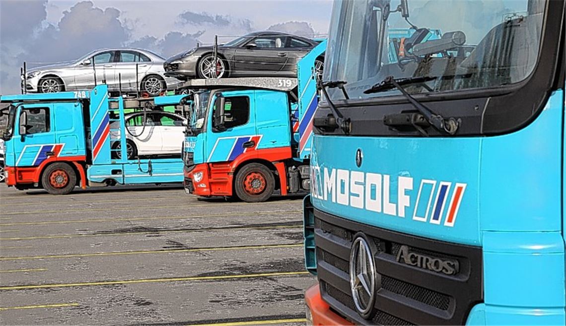Andrang bei Mosolf: Im Illinger Logistikzentrum werden wegen des Lokführerstreiks deutlich mehr Neuwagen auf Transportern angeliefert.