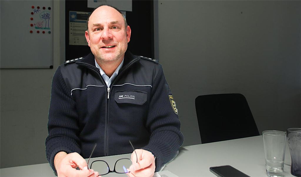 Andreas Berchtold berichtet über den Schichtdienst - und nächtliche Einsätze. Fotos: von Wagner