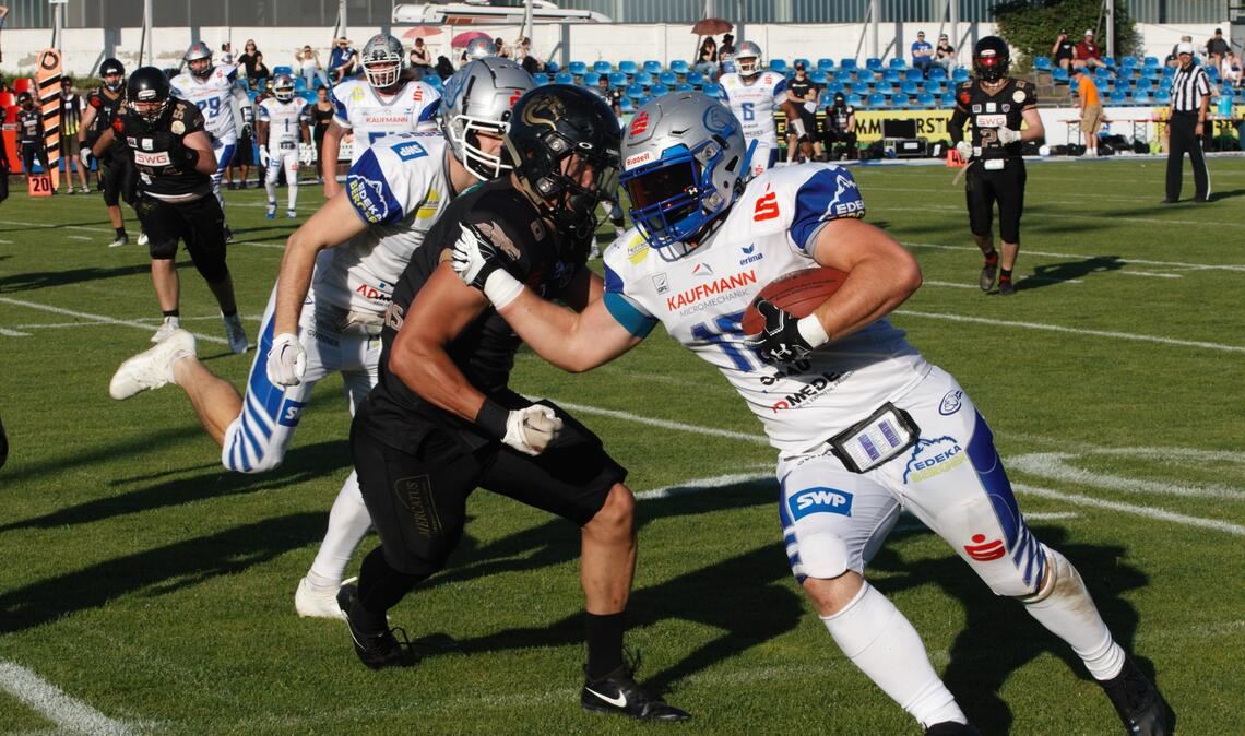 Andreas Lehmann macht mit Touchdown das 48:0.