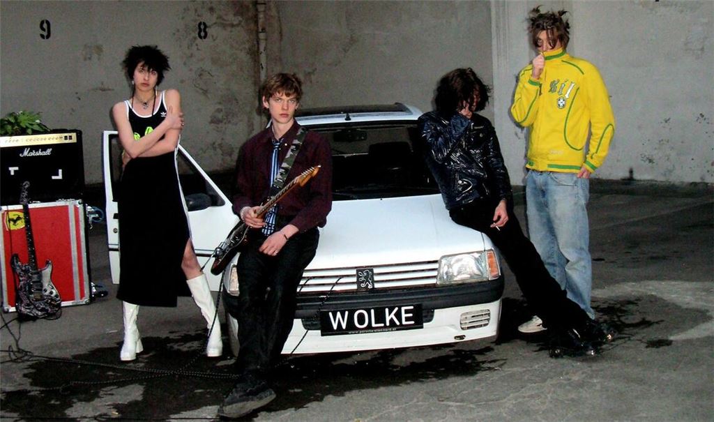 Anna Grobauer, Alexander Waismayer, Leonid Sushon und  Leon Eder (von links) nennen sich Leftovers.