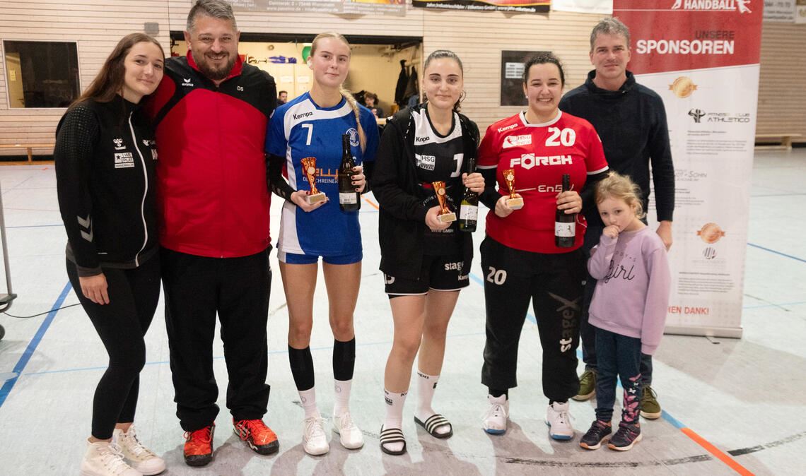 Anna Ketterl (stellvertretende Abteilungsleiterin Handball TSV Wiernsheim), Dani...