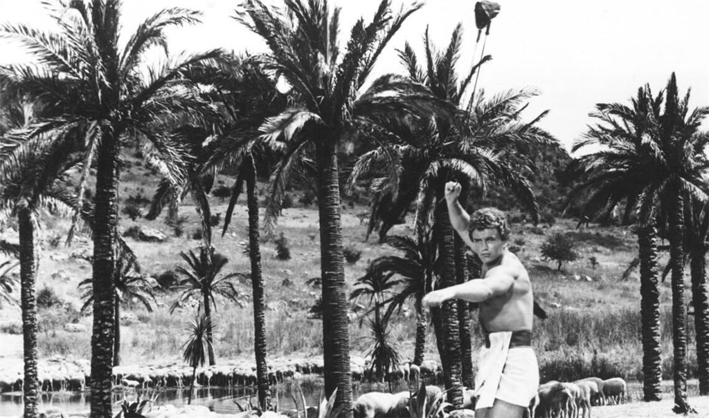 Antiker Schleuderer (Szene aus dem Historienfilm David und Goliath , 1961).