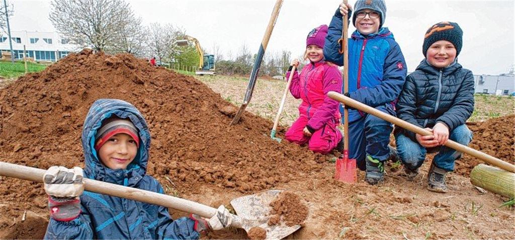 Bolzplatz-Bau hat begonnen