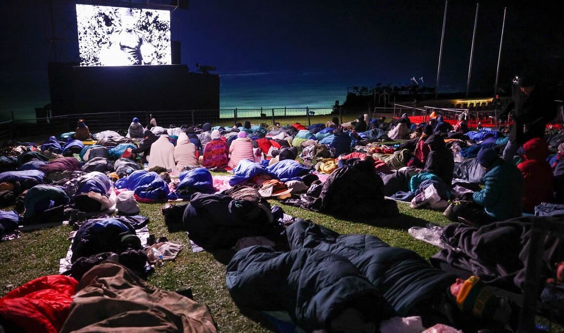 Anzac Cove bei Canakkale: Gänsehaut-Moment am Strand – Gedenkgottesdienst erinnert an die Landung des ANZAC 1915