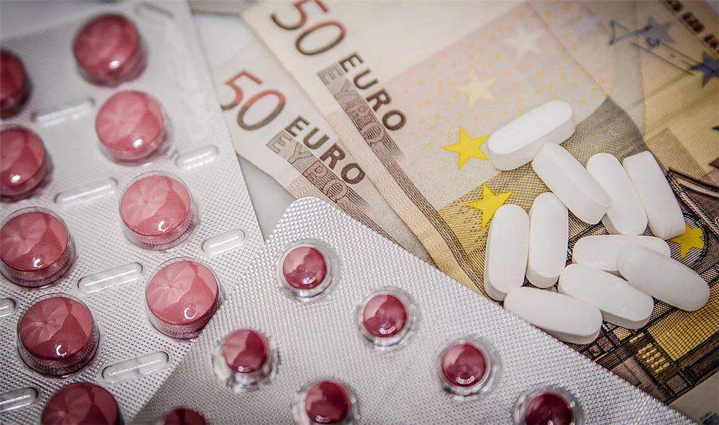 Apotheker sprechen von einer Schieflage: Die Anzahl der Aufgaben und die Gegenfinanzierung stünden in keinem Verhältnis mehr. Dagegen protestieren sie nun. Foto: pixabay