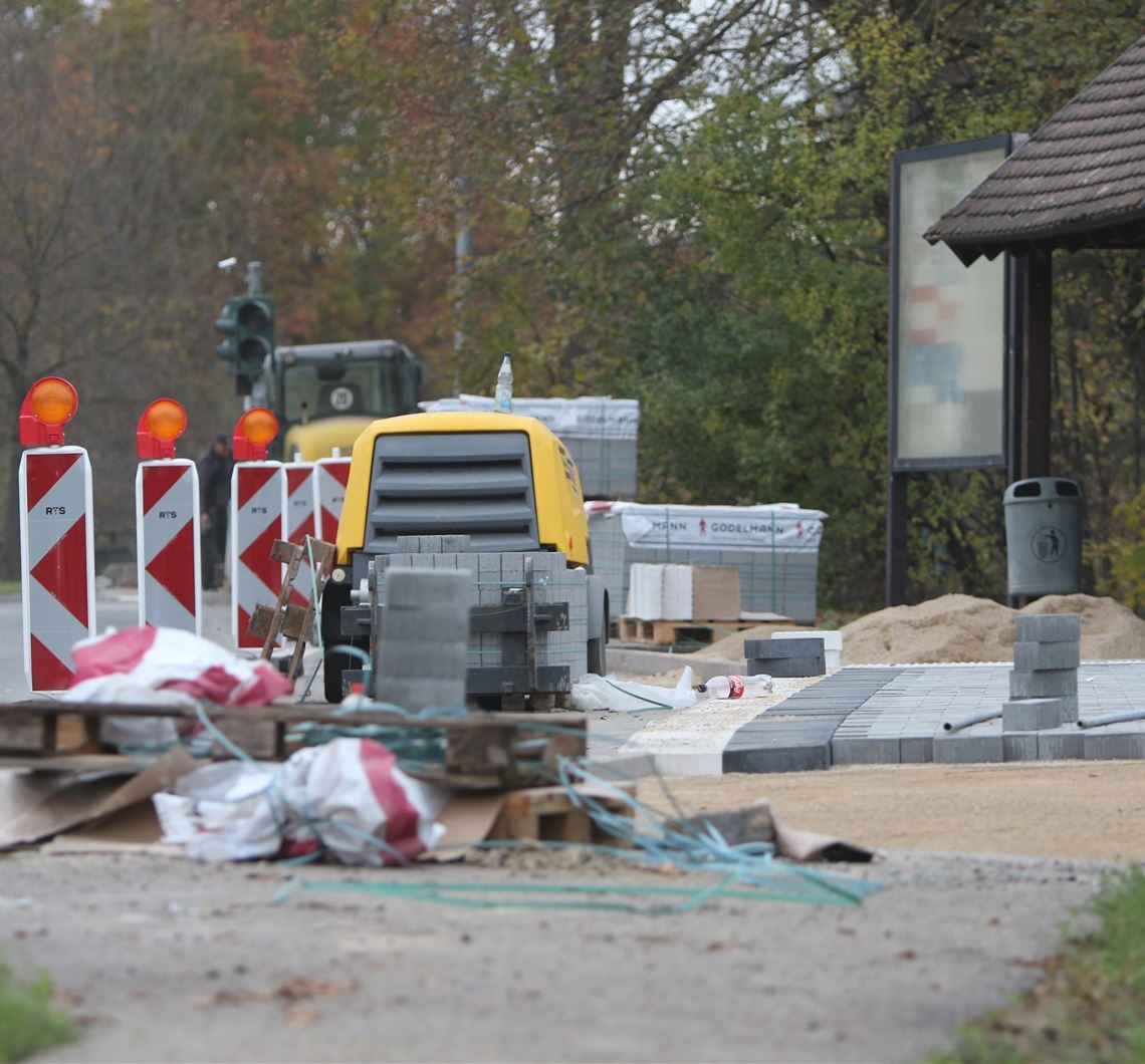 Arbeiten an den Bushaltestellen. Foto: sw