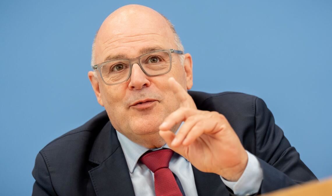 Arbeitgebervertreter Steffen Kampeter geht davon aus, dass nur wenige Unternehmen die Prämie zahlen werden. (Archivbild)