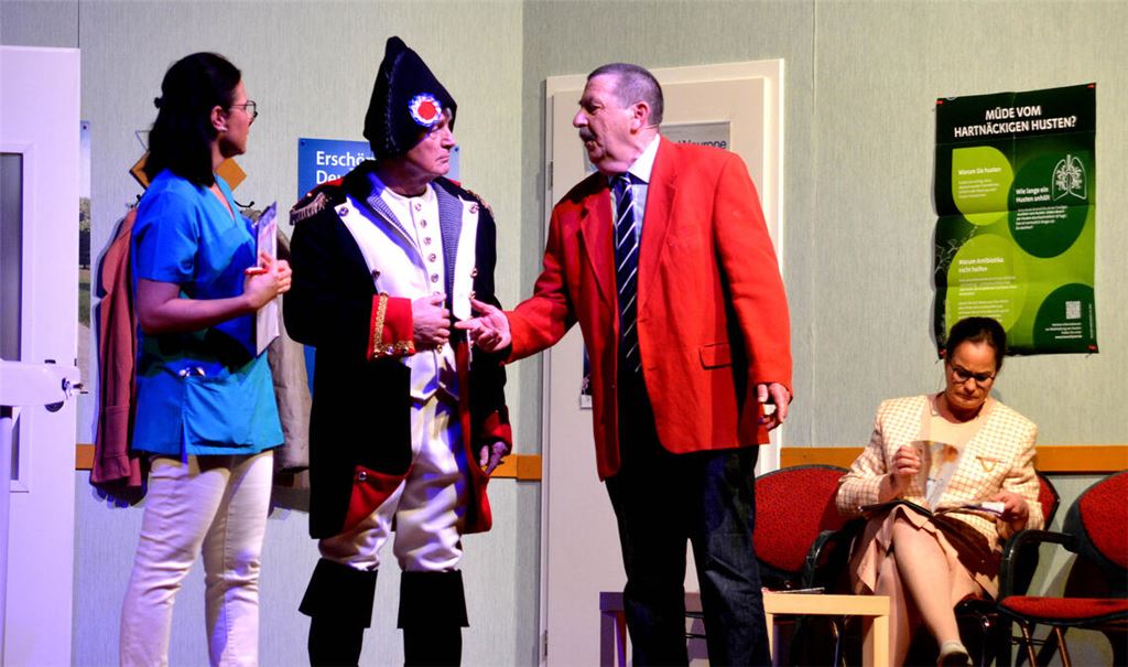 Auch „Napoleon“ wird im Wartezimmer von „Dr. Biederbrock“ vorstellig. Foto: Stahlfeld