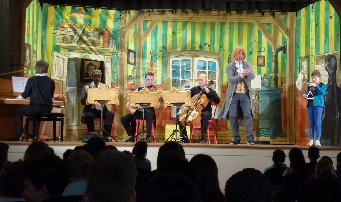Uhlandbau wird zum Klingen gebracht Auch an junge Klassikfreundinnen und Klassikfreunde ist gedacht: Erneut wird es Schülerkonzerte geben. Foto: Peter Wallinger