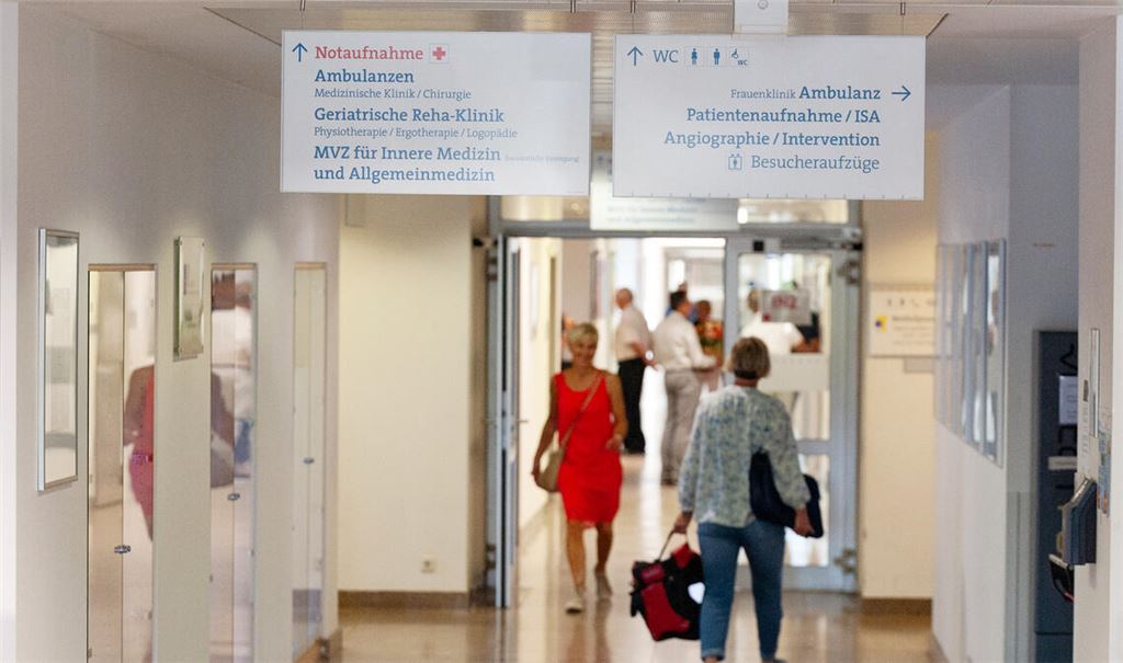 Auch die Klinik in Mühlacker erwartet, dass sie in ihrer Notaufnahme spüren wird, dass die Notfallpraxen nicht mehr wie bisher einsatzfähig sind. Foto: Archiv/Fotomoment