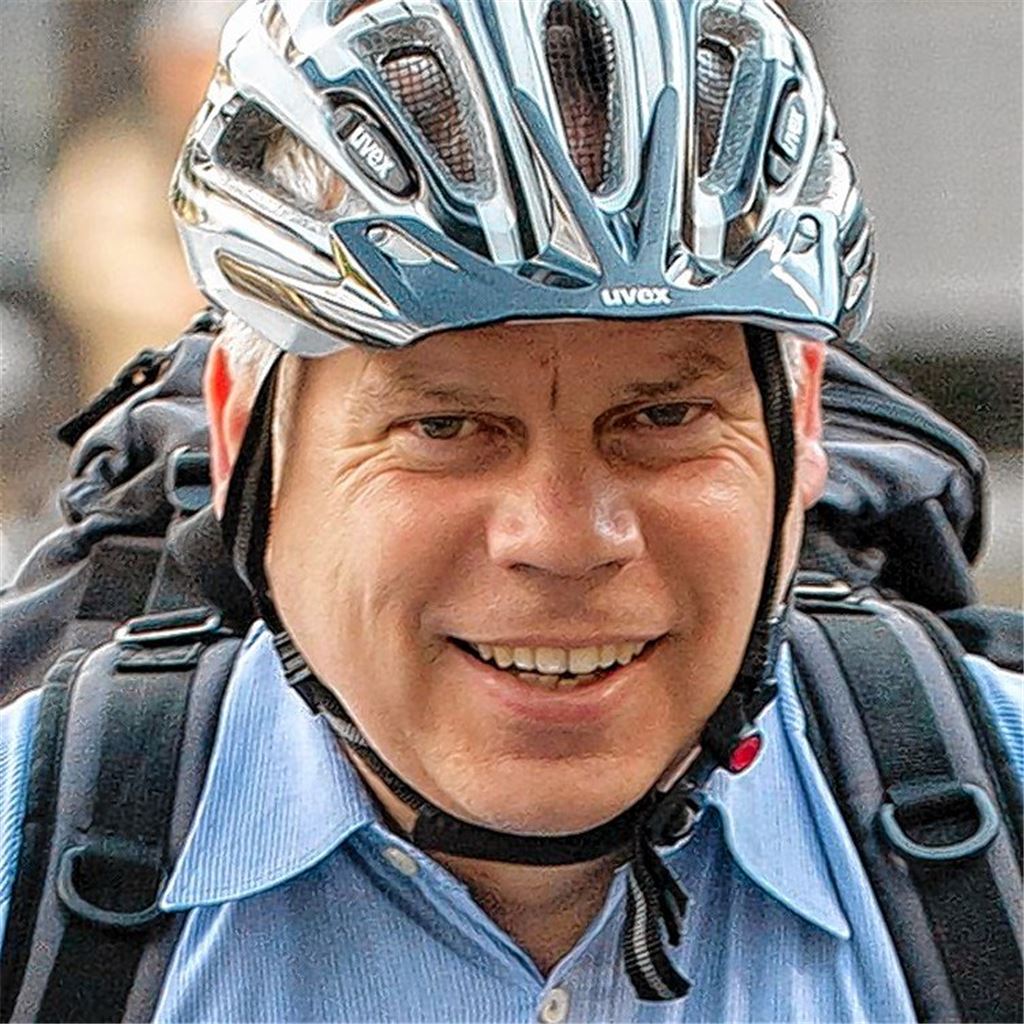 Radler nehmen neue Schutzstreifen an