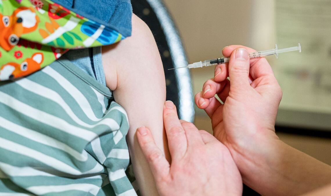 Auch kleine Körper können mit mehreren Impfstoffen gleichzeitig umgehen. (Symbolbild)