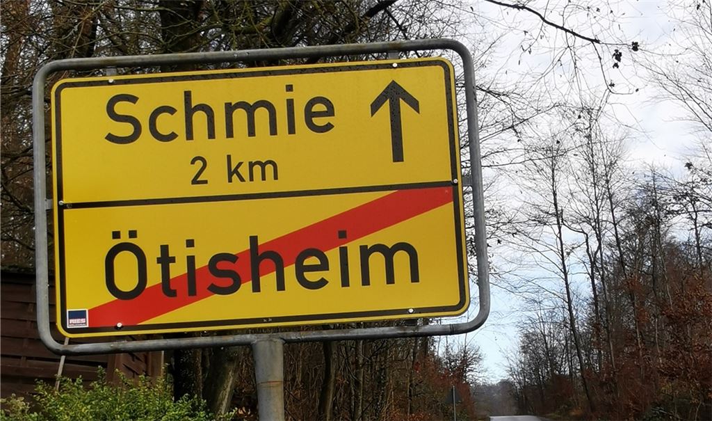 Auch wenn kein Schnee liegt, ist das Verbindungssträßchen für die Durchfahrt gesperrt.privat