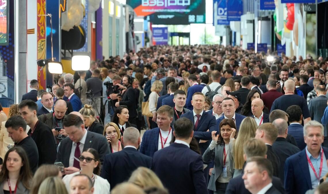 Auch zahlreiche Deutsche besuchen in diesem Jahr das St. Petersburger Internationale Wirtschaftsforum. (Archivbild)