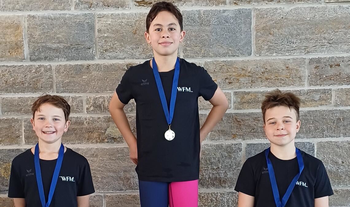 Auf dem Siegertreppchen: Lias Hansel, Noah Erhardt und Fabian Dragos (v.li.) Foto: privat