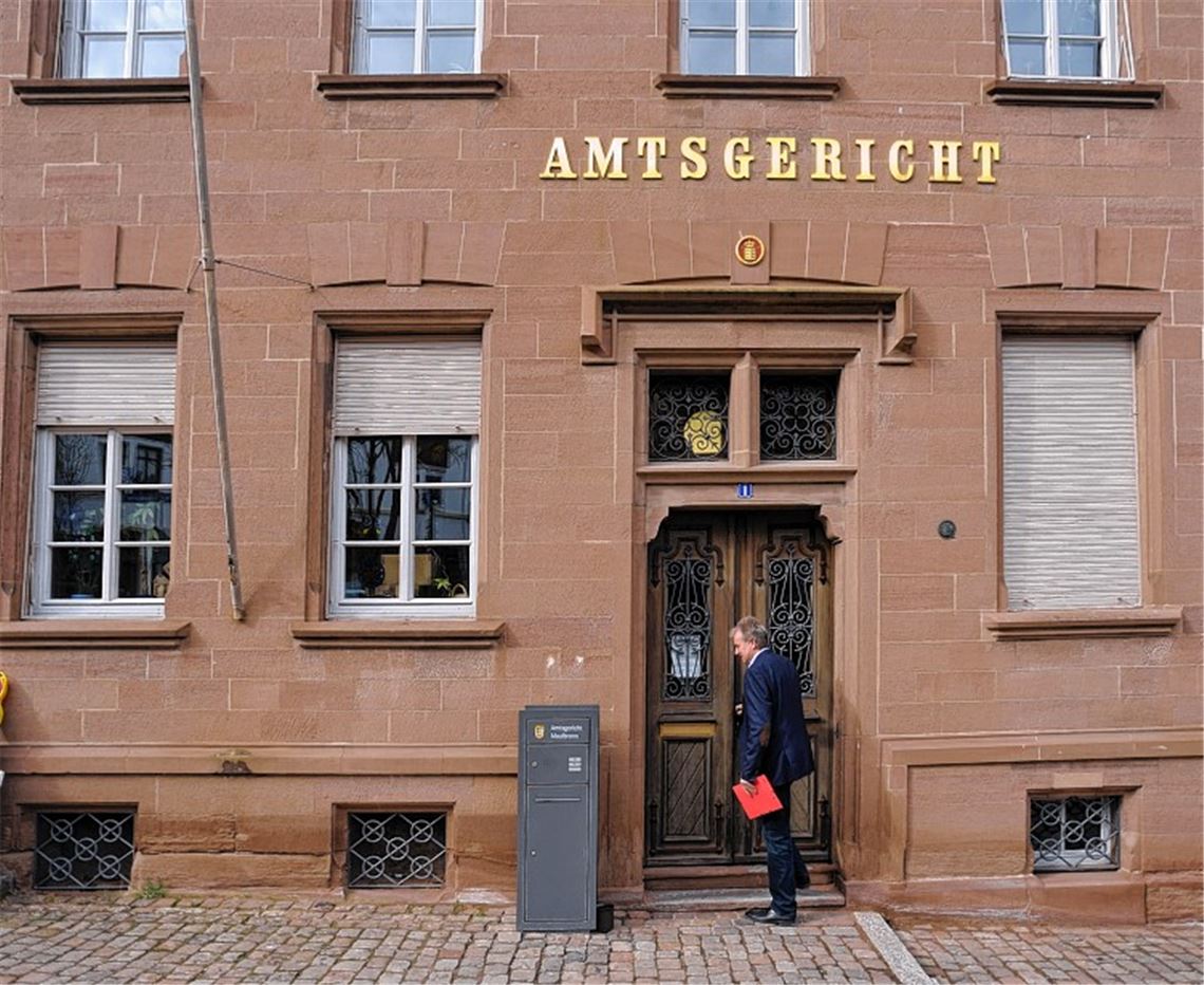 Richter auf Friedensmission