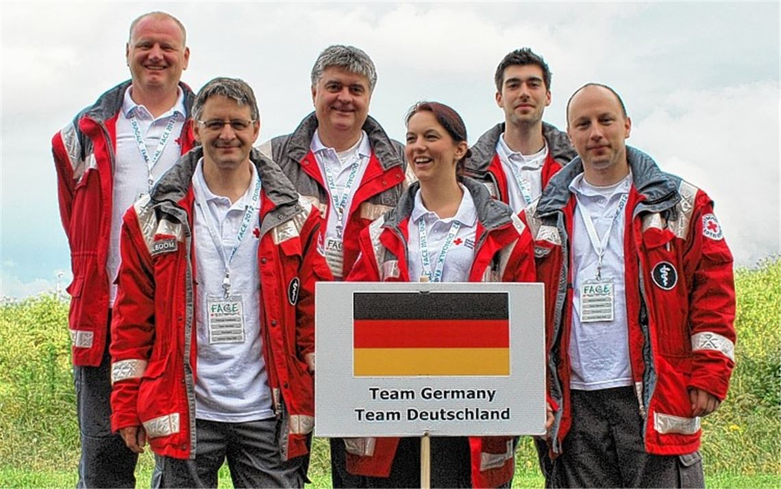 Auf der grünen Insel im Wettbewerb mit den besten Ersthelfern Europas sehr erfolgreich – die Einsatzkräfte des DRK Maulbronn. 