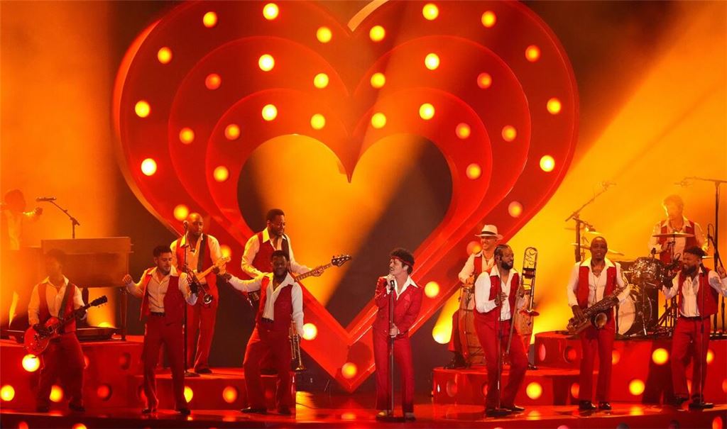 Auf seinem neuen Album "The Romantic" zelebriert Bruno Mars den Sound der 70er Jahre.