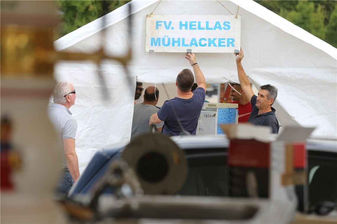 910_0008_179314_md_Aufbau_Strassenfest_2