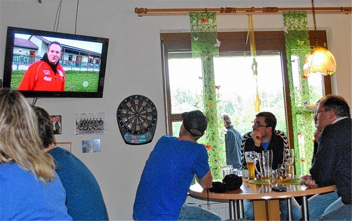 Aufmerksame Zuschauer: Die Sportfreunde Mühlacker finden das Video von DFB-TV eine schöne Darstellung ihres Vereins.