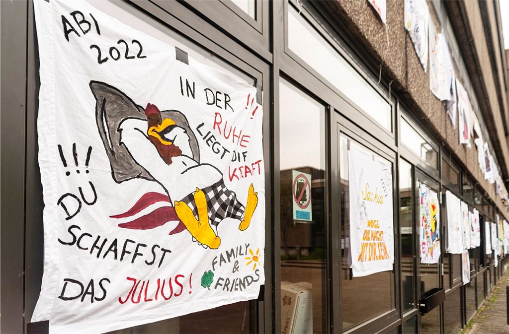 Aufmunternde Wünsche zur Abi-Prüfung im Theodor-Heuss-Gymnasium.Foto: Fotomoment