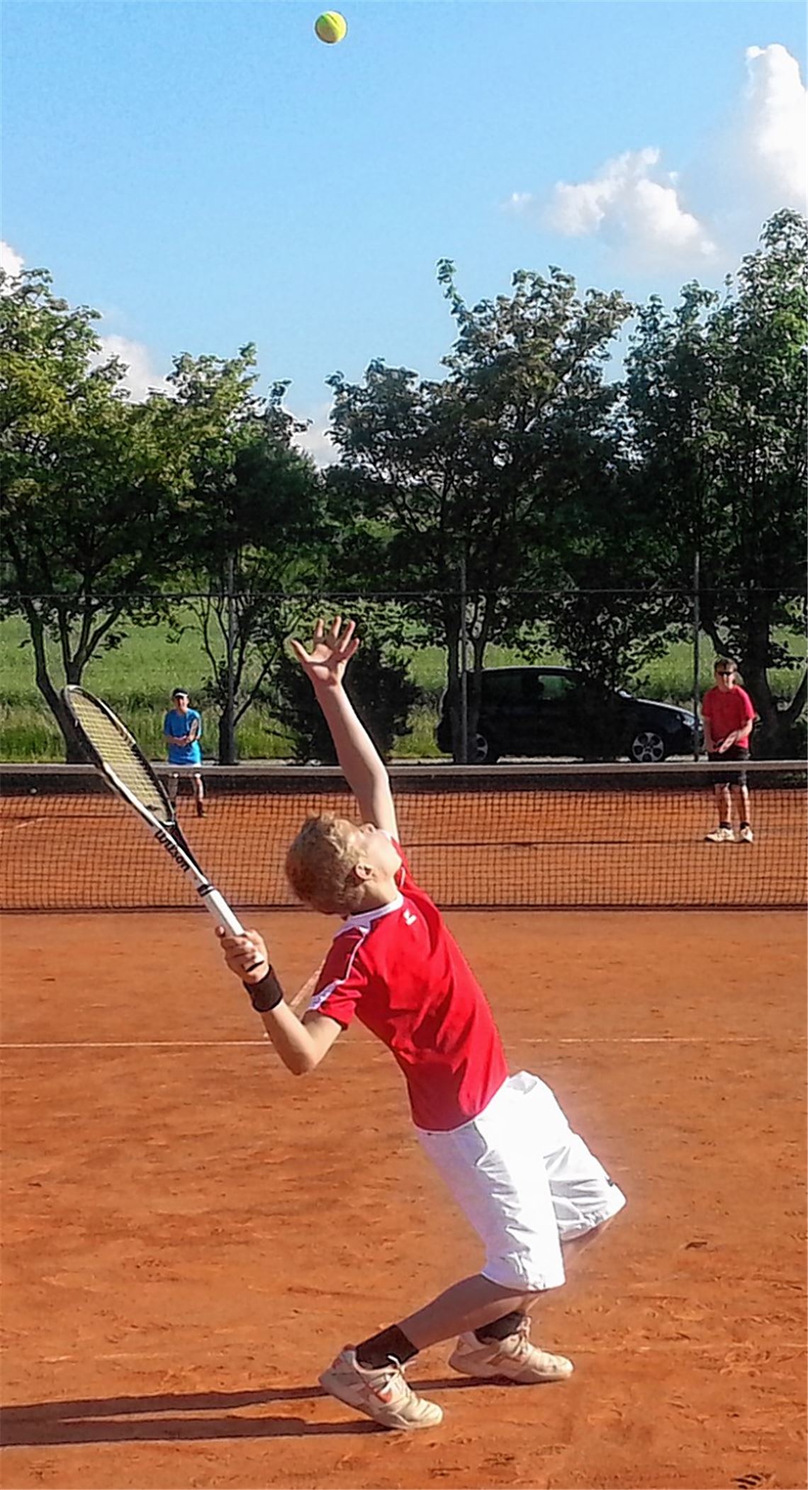 Aufschlag zur neuen Saison: Lienzingen stellt sieben Nachwuchs-Mannschaften. Foto: privat