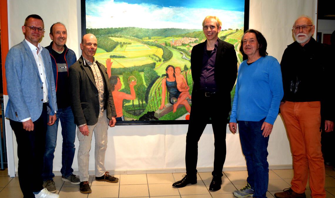 Auftakt mit (v. li.) Oberbürgermeister Stephan Retter, Thomas Wilhelm, Jochen Gerst, dem Initiator Lars Kollros, Bernd Brüstle und Manfred Läkemäker. Fotos: Stahlfel