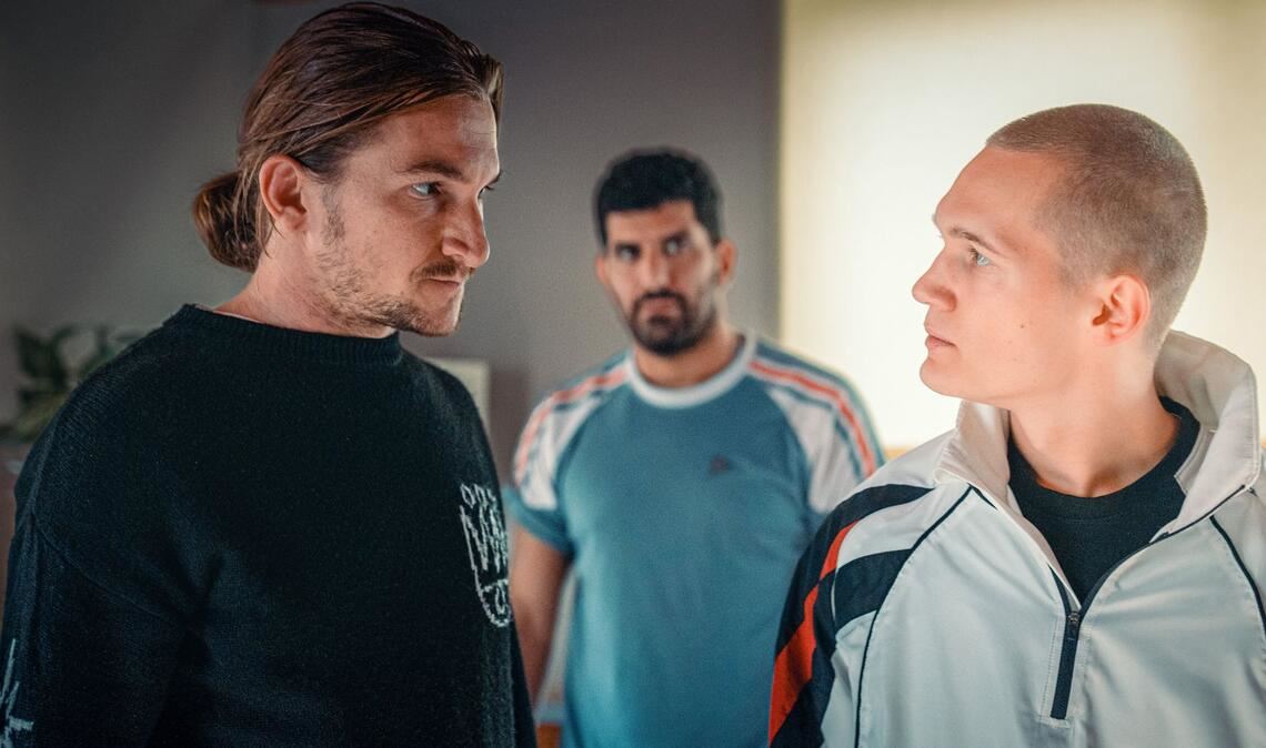 Augustin Groz (Rolle: Simon Rechnik), Emre Cakir (Rolle: Araz Barzani), Tristan Witzel (Rolle: Leon Prammer).