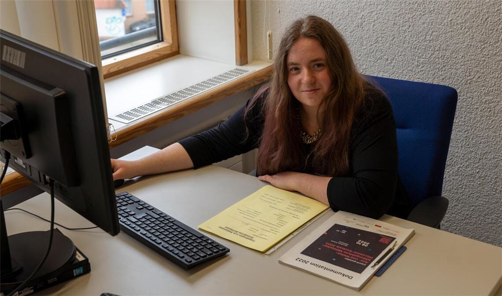 Aurora Basso aus Bassano kennt Mühlacker schon lange. Nun arbeitet sie als Praktikantin im Rathaus. Foto: Recken