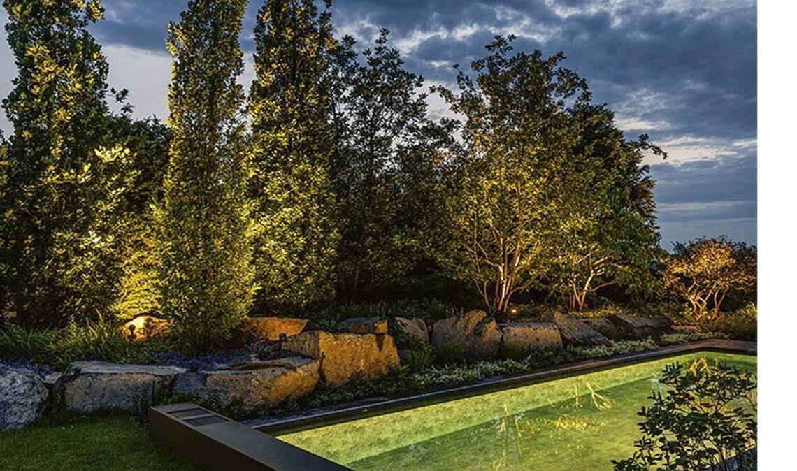 Aus Baden-Württemberg hat etwa Gartenlandschaft Paul Heidt eine Auszeichnung bekommen. In Karlsruhe realisierte Paul Heidt einen Garten, der mit großen Bäumen und immergrünen Hecken viel Privatsphäre bietet.