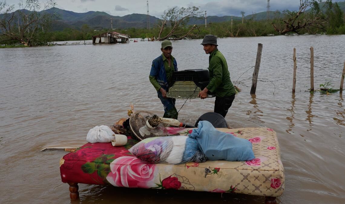 Aus Kuba wurden trotz heftiger Überschwemmungen zunächst keine Toten gemeldet.