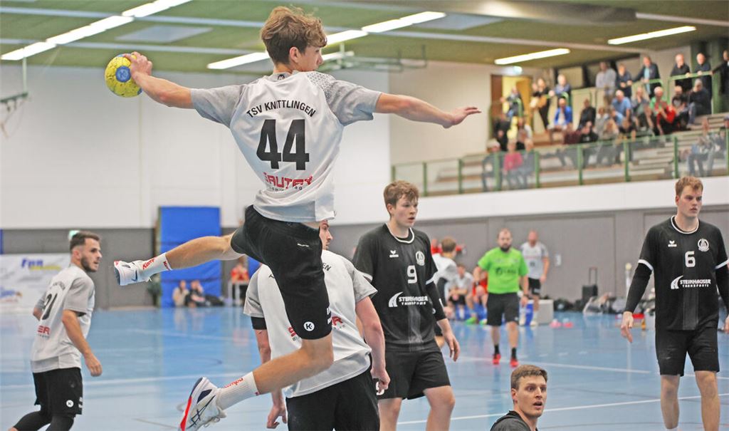 Aus der eigenen Jugend: Patrick Wilhelm überzeugt beim TSV. Fotos: Müller