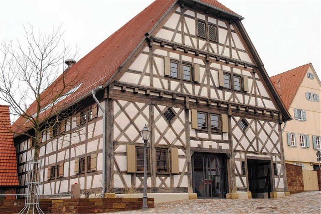 Spätes Lob für Kloster, Kirche und Kelter