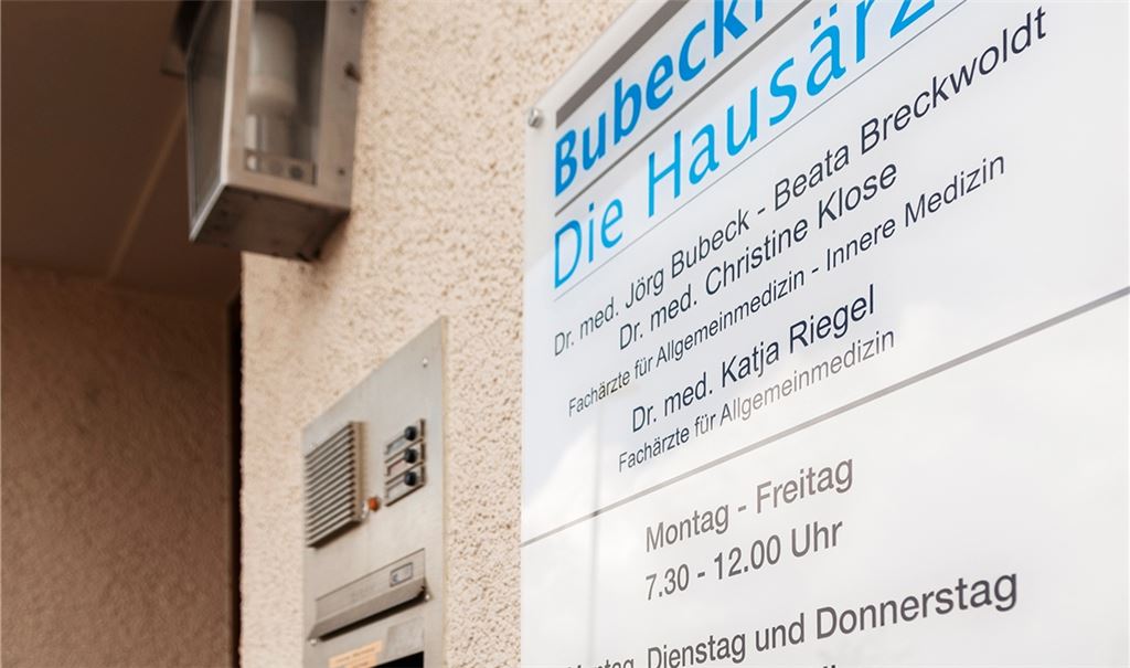 Auslaufmodell: Mutmaßlich irgendwann Mitte/Ende Juni schließt die Praxis an der Neuwiesenstraße in Lienzingen ihre Pforten. Die Patienten müssen dann nach Mühlacker pendeln. Foto: Fotomoment