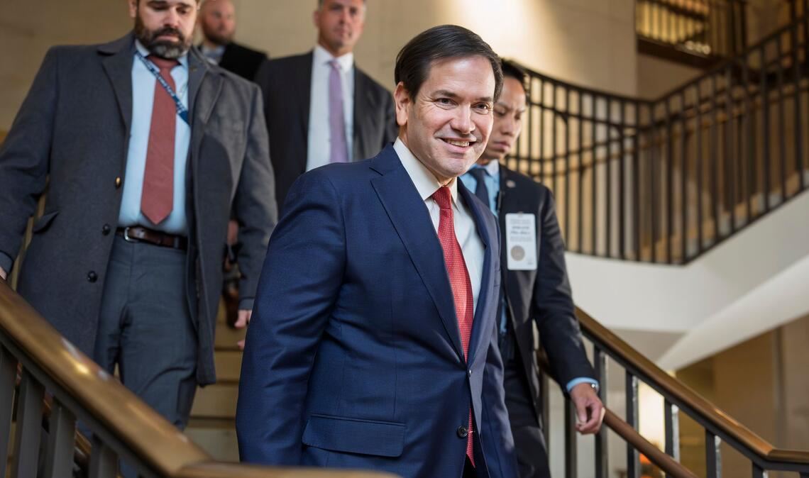 Außenminister Marco Rubio trifft im US-Kapitol ein.
