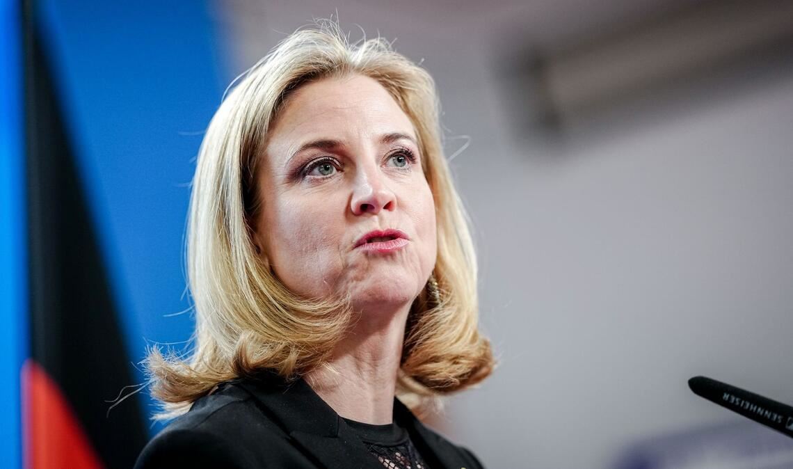 Außenministerin Meinl-Reisinger äußerte sich zu den Ausweisungen. (Archivbild)