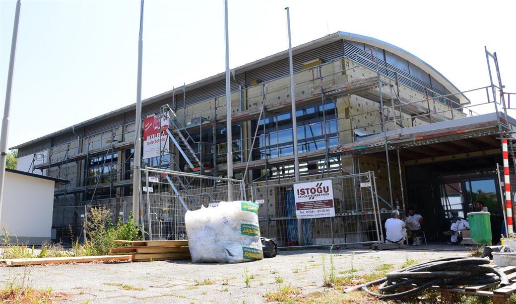 Außensanierung der Enztalhalle 2020. Foto: Archiv