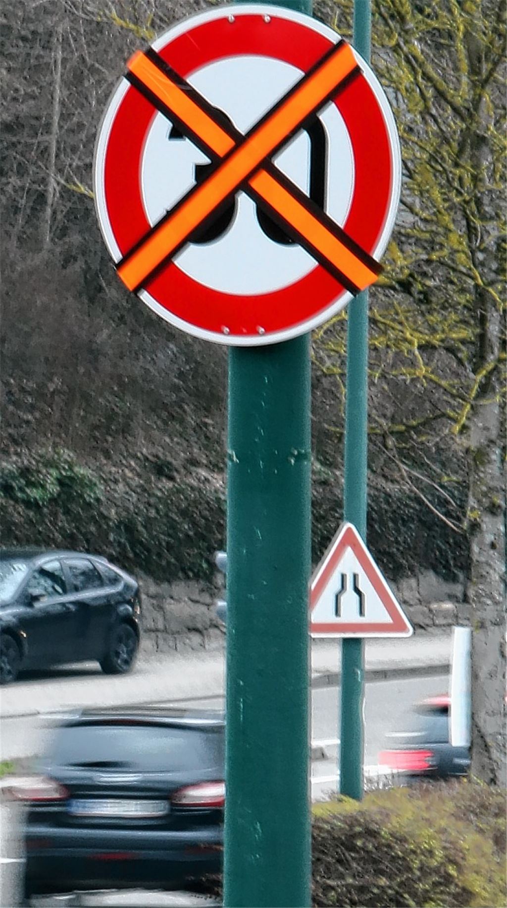 Außer Kraft