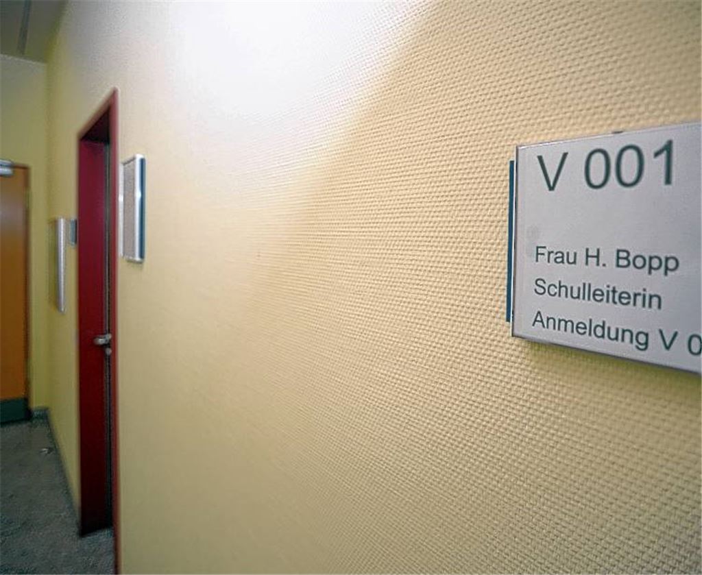 Außergewöhnlicher Engpass an der Spitze: An der Faust-Schule in Knittlingen ist derzeit nicht nur die Schulleiterin, sondern auch ihr Stellvertreter-Duo erkrankt. 