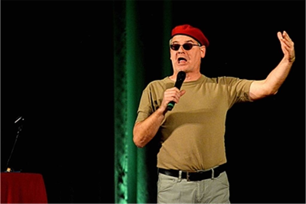 Auszeit vom Ernst der Lage: „Ausbilder Schmidt“ im Mühlacker Uhlandbau. Foto: Stahlfeld