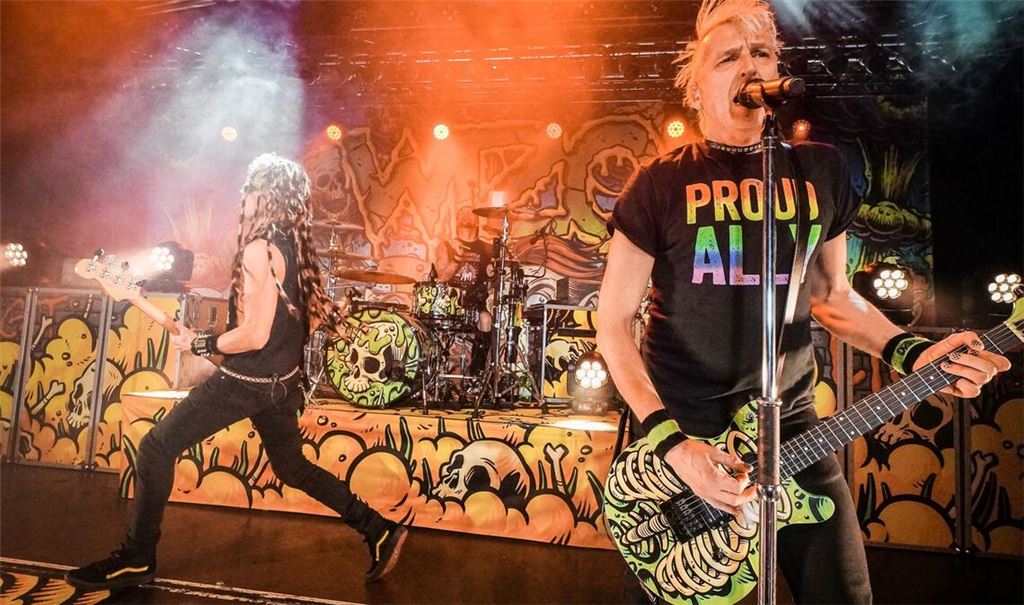 Axel Kurth ist Sänger, Gitarrist, Frontmann von Wizo – und mag es auch beim Konzert im LKA vor allem laut und direkt.