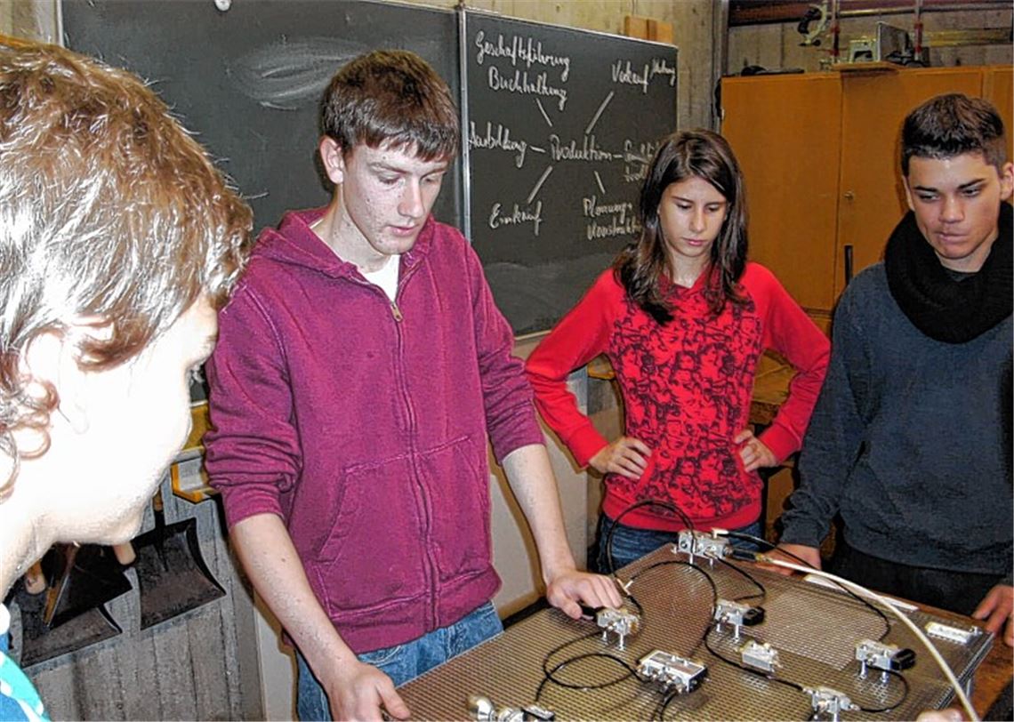 Azubis im Unterricht.