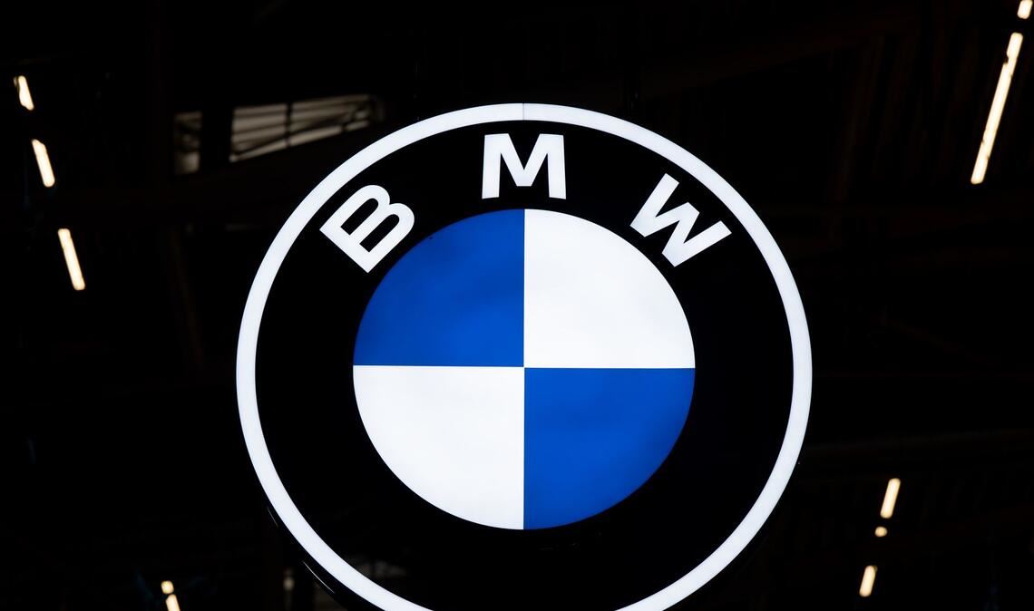 BMW ruft Hunderttausende Autos zurück. (Symbolbild)