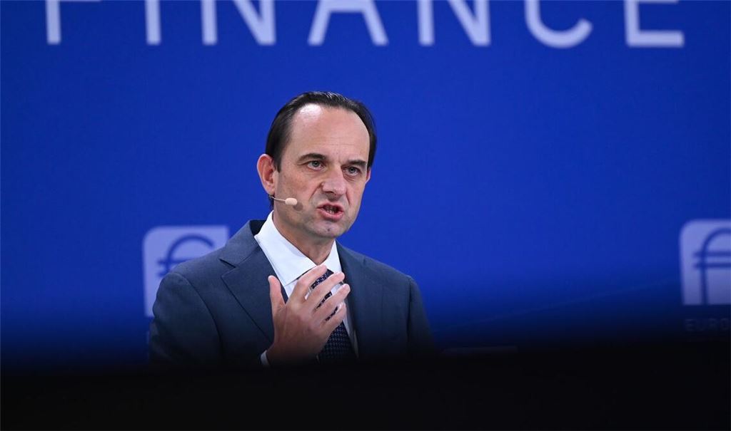 Bafin-Präsident Mark Branson sieht bei offenen Immobilienfonds Risiken für Privatanleger (Archivbild)