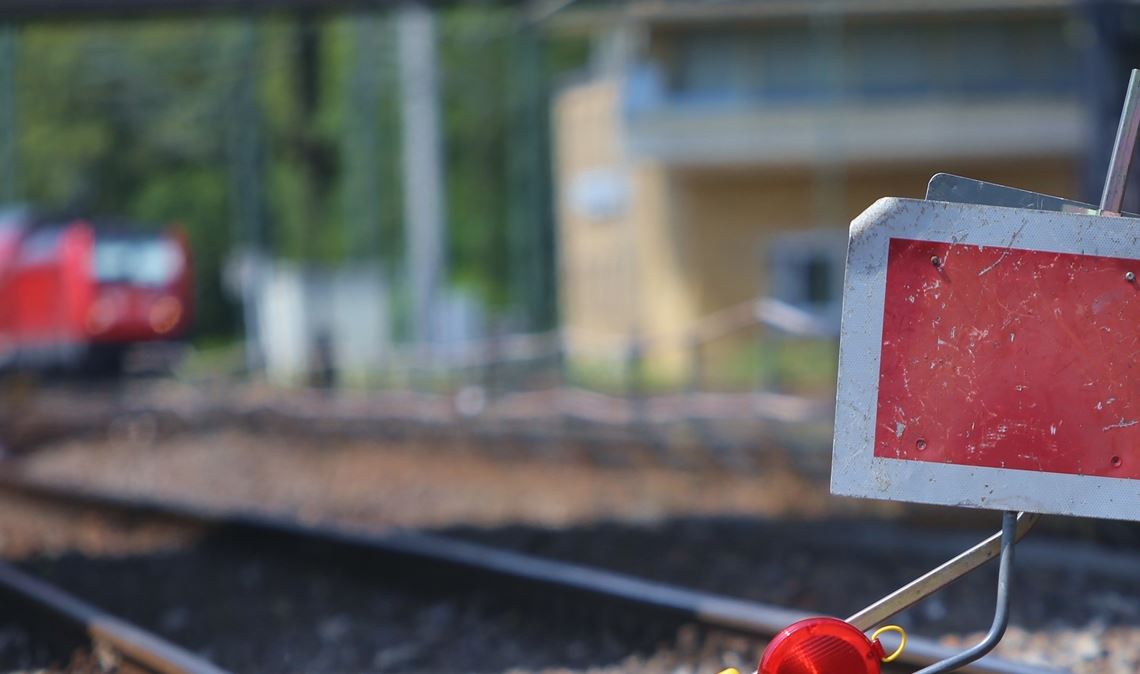 Neue Beschwerde über Bahn-Lärm Bahnlärm, der vom Bereich um das Stellwerk in Mühlacker ausgehen soll, ist erneut ein Thema. Foto: Archiv/Symbolbild