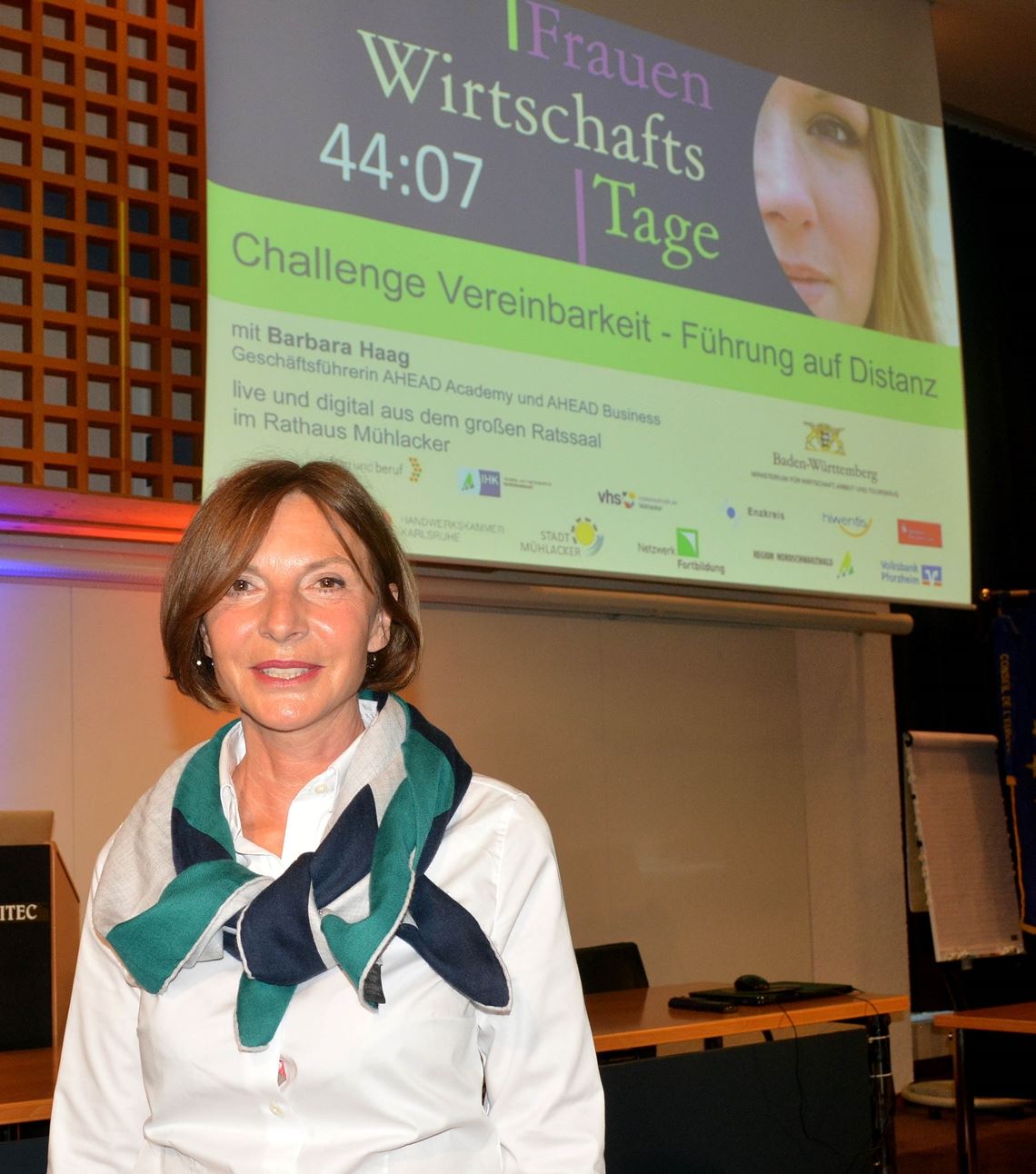 Barbara Haag beleuchtet als Referentin der 17. Mühlacker Frauenwirtschaftstage die Herausforderungen, die das Home-Office mit sich bringt. Foto: Stahlfeld