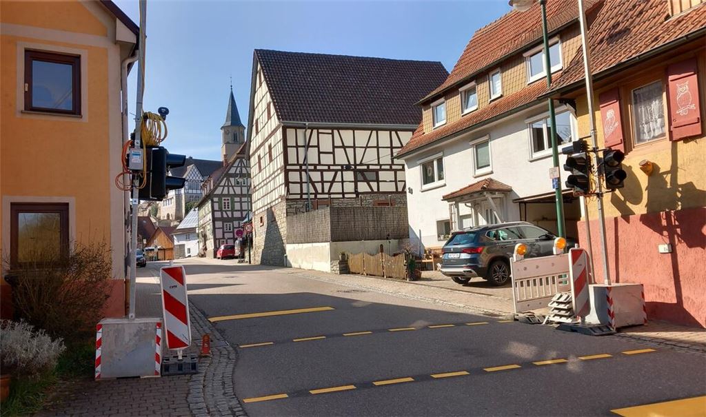 Baustellenampel an der Vaihinger Straße. Fotos: privat