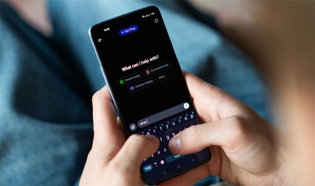 Bei ChatGPT von OpenAI kommt es aktuell wohl zu Problemen.