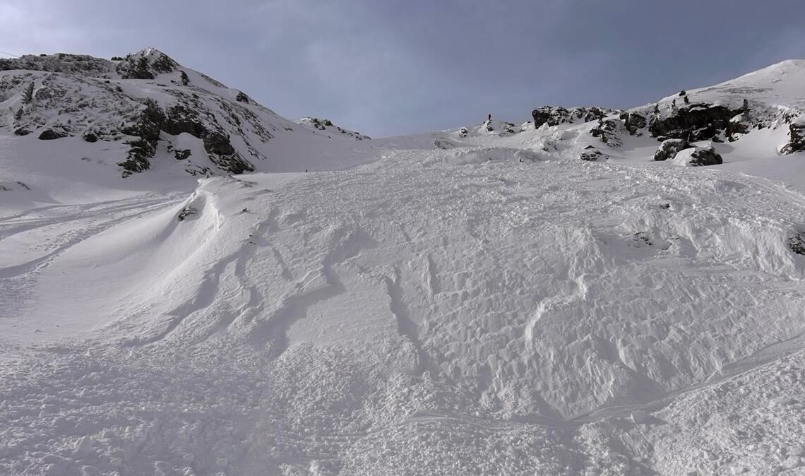 Bei Dutzenden Lawinenabgängen in Österreich kamen drei Menschen ums Leben.