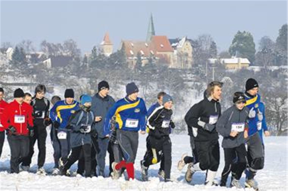 Bei Eis und Schnee haben die Jugendlichen im Dezember den Nussdorflauf absolviert. Nun sind sie aufgerufen, in gut zwei Wochen beim Illinger EnBW-Lauf anzutreten. Foto: privat